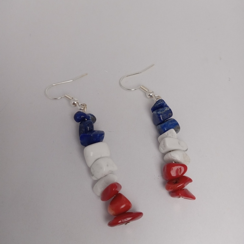 Red coral, howlite, lapis lazuli Dangle Earrings - Picture 4 of 5